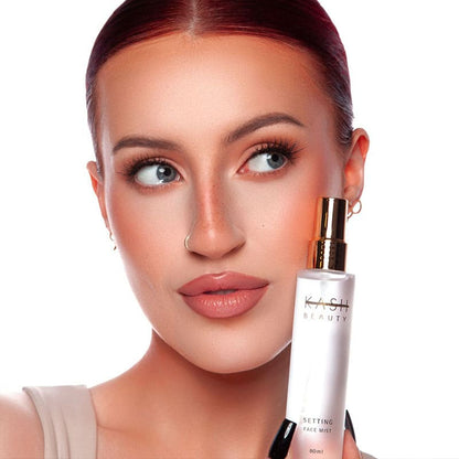 Kash Beauty Setting Spray | Keilidhmua | lightweight | makeup 12-hour holding spray | lock in your look | makeup | refreshing | hydrating 