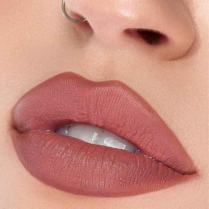 KASH Beauty Vintage Kiss Lip Makeup Gift Set