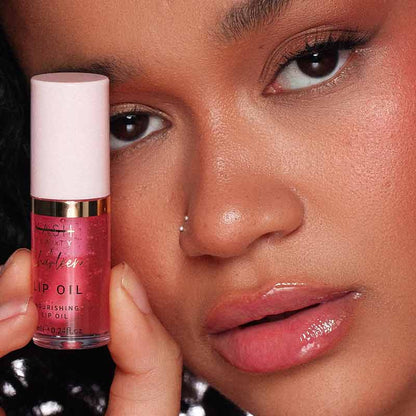 Kash Beauty x Charleen Candy Kiss Lip Oil | eliminate chapped | dry skin | keep | pout | moisturized | scrumptious | sweet scent | irresistible