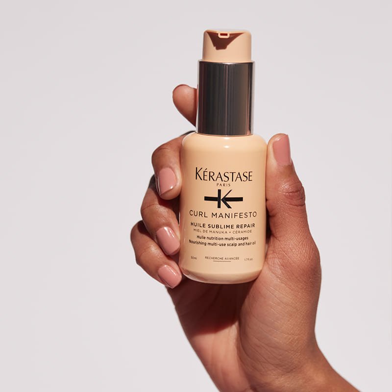 Kérastase Curl Manifesto Huile Incroyable Repair Nourishing Multi-Use Oil | versatile | for scalp and hair | infused with Manuka Honey and Ceramide | nourishes and enhances very curly and coily hair.