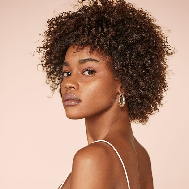 Kérastase Curl Manifesto Huile Incroyable Repair Nourishing Multi-Use Oil | versatile | for scalp and hair | infused with Manuka Honey and Ceramide | nourishes and enhances very curly and coily hair.