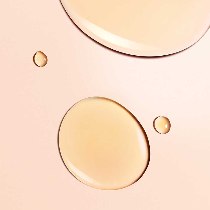 NUXE Reve De Miel Honey Lip Care Oil | texture of lip oil