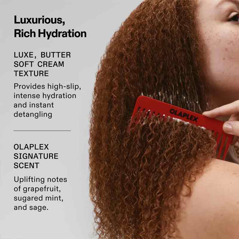 Olaplex No.5 Curl Bond Shaper Hydrating Curl Conditioner Texture & fragrance