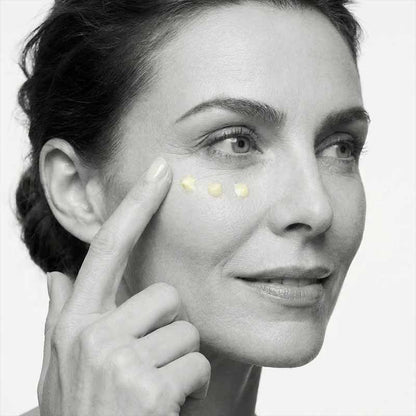 Oskia Midnight Eye-Q Intelligent Peptide Eye Cream Model Image