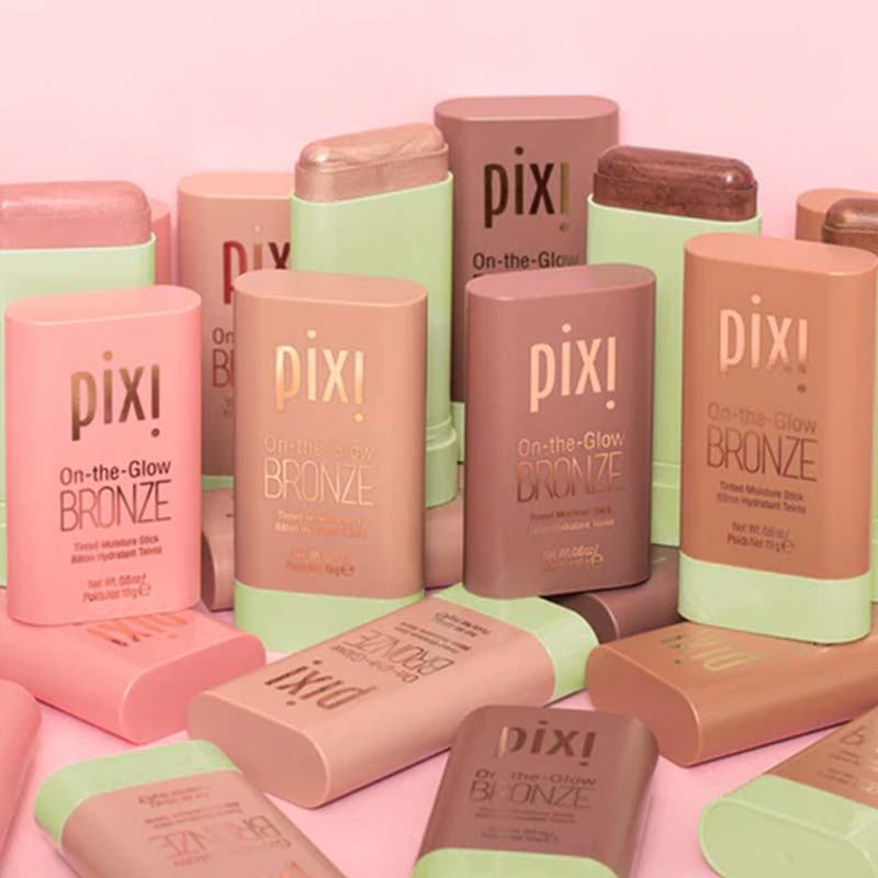 PIXI On-the-Glow Bronze | PIXI | contour stick | bronzers | makeup | cheeks | bronzing contour | hydrating contour | contour stick 