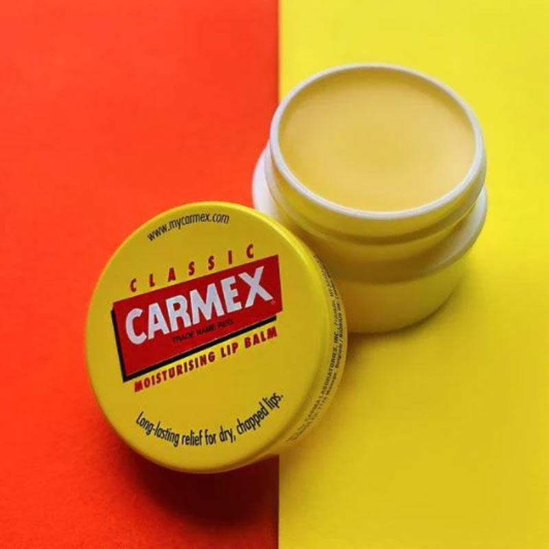 Carmex Classic | Lip Balm | Jar | lip healing | protecting ingredients | smooth | soothed lips | medicated lip balm | healing abilities | works quickly | relief