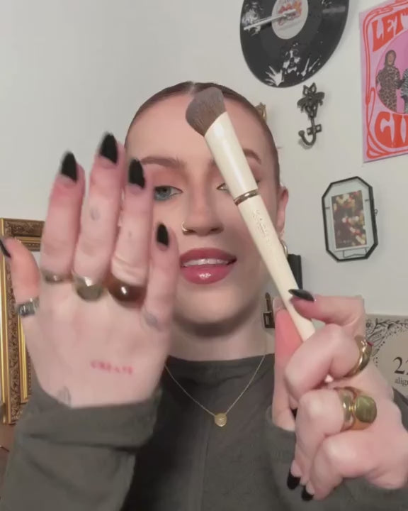 KASH Beauty K15 Angled Concealer Brush Keilidh Cashell