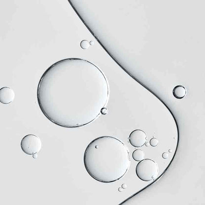 Pureology Hydrate Glow Catcher Hair Oil texture