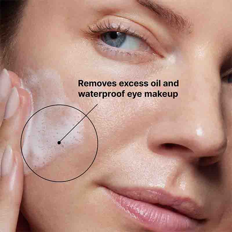 SkinCeuticals Simply Clean Gel Cleanser Model Image