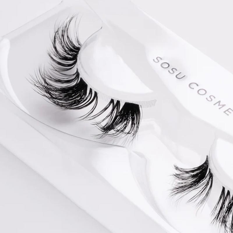 SOSU Cosmetics Hidden Agenda Fox Eye False Lashes Feline Close Up In Tray