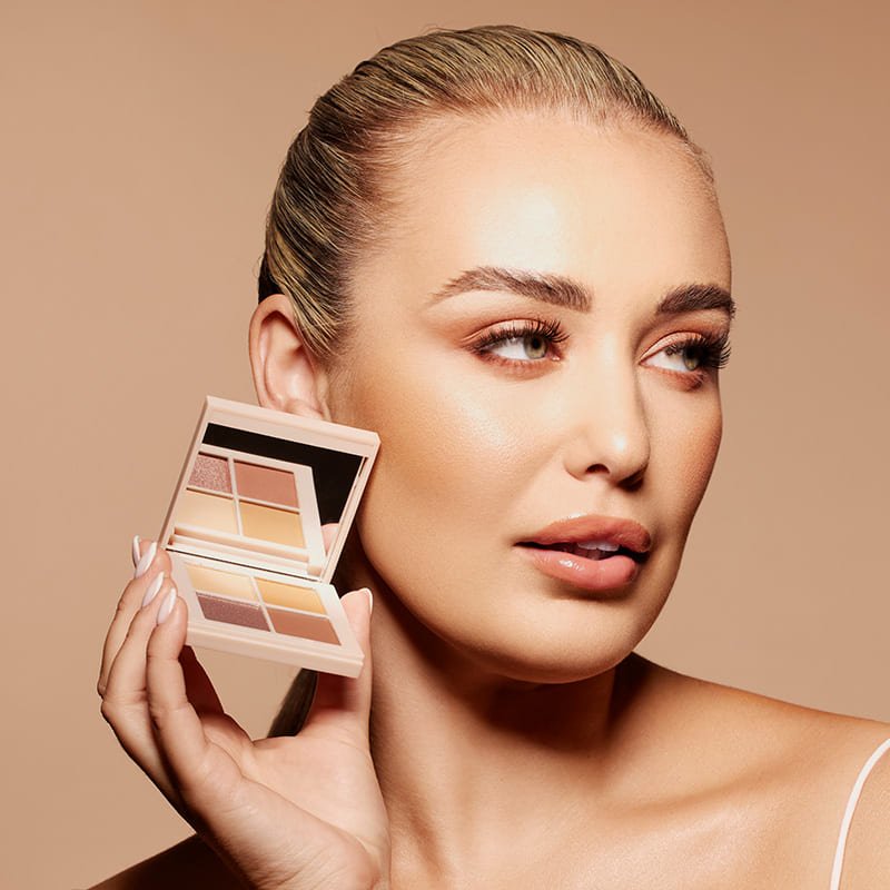 SOSU Cosmetics | Nude | Eyeshadow | quad | pigmented | blendable eyeshadows | travel-friendly | palette | effortless | long-lasting | creamy | buttery