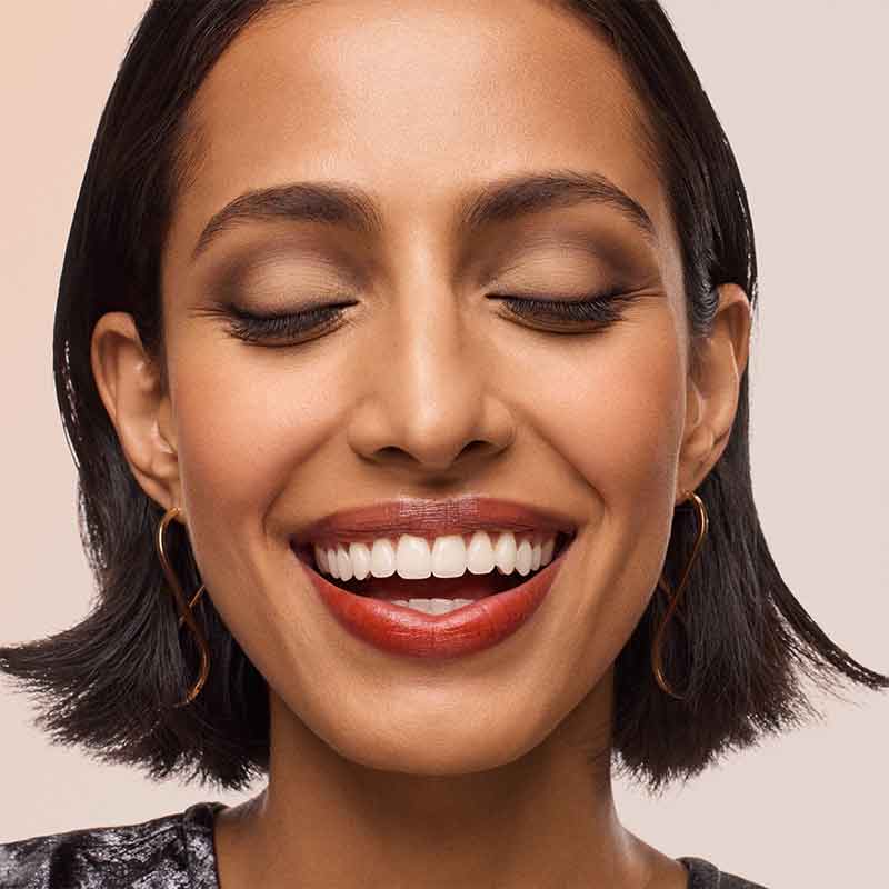 Stila Pocket Play Eyeshadow Palette Desert Blooms model image