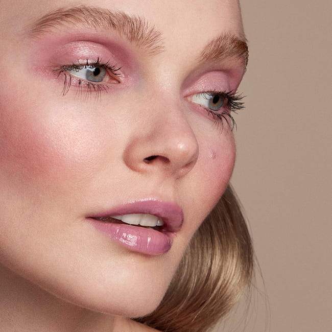 Stila Semi-Gloss Lip & Eye Paint | model
