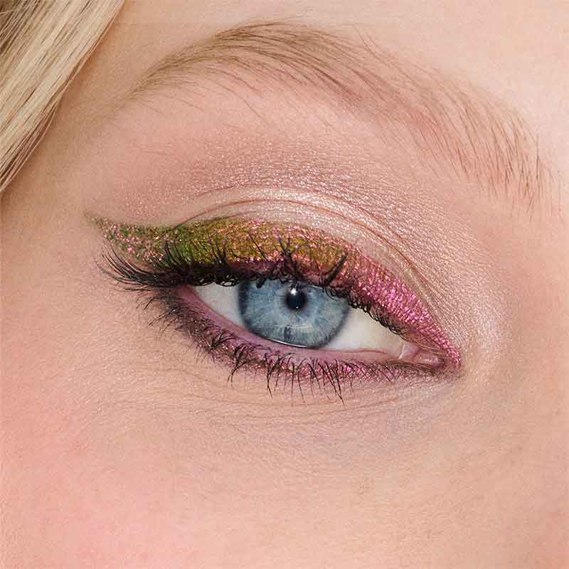 Stila Stay All Day Chroma Flash Liquid Eyeliner Firefly model swatch