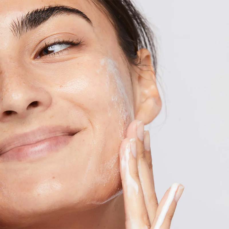 Dermalogica Clearing Skin Wash | cleanser | face wash | dermalogica | vegan | breakouts | acne prone skin 