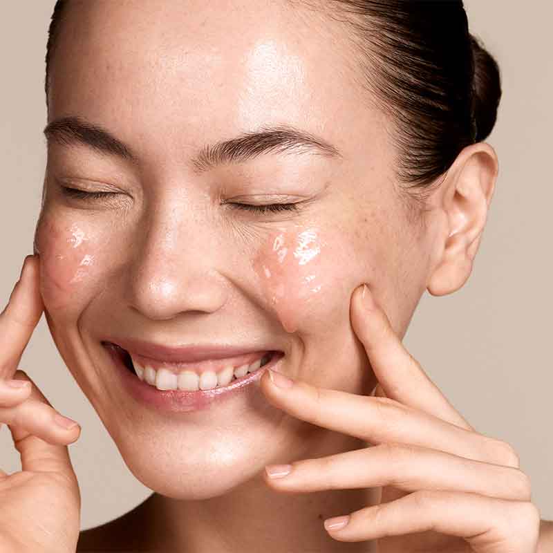 Zelens Power B Vitamin B Concentrate Serum model image