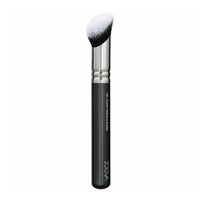 Zoeva 118 Fluid Touch & Blend Brush |  densely packed | ultra-soft synthetic hairs | 40-degree laser-cut ferrule | unparalleled stability