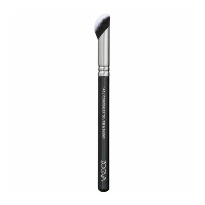 ZOEVA 146 Concealer Touch & Blend Brush | Makeup | face | brush | seamless | blend | impeccable concealer coverage | liquid | cream | precision 