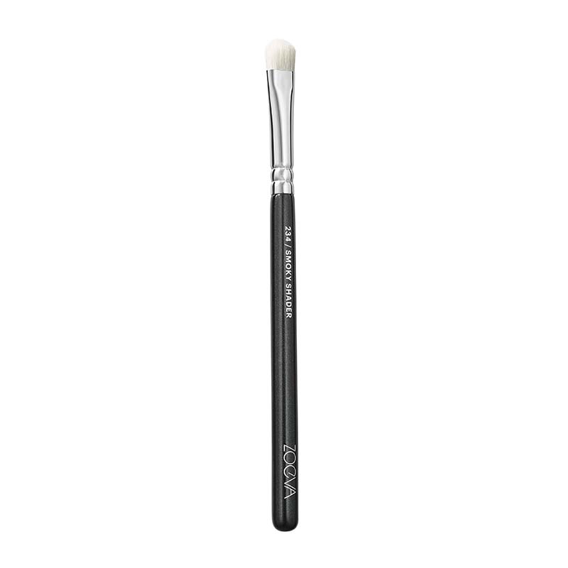 ZOEVA 234 Vegan Smoky Shader Brush | Zoeva | makeup brushes | eyeshadow brushes | best eyeshadow brush | Zoeva products