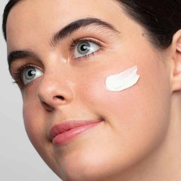 Antipodes Grace Gentle Cream Cleanser and Make Up Remover | Organic makeup remover | swatch