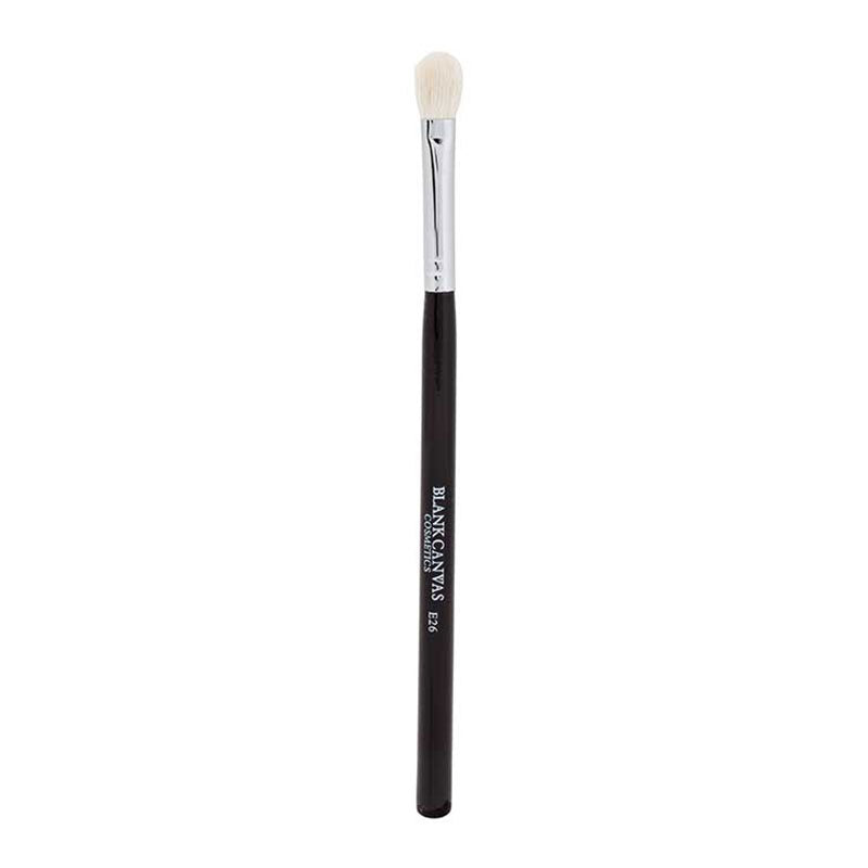 The Blank Canvas Blending Brush E26 | eye make up blending brush