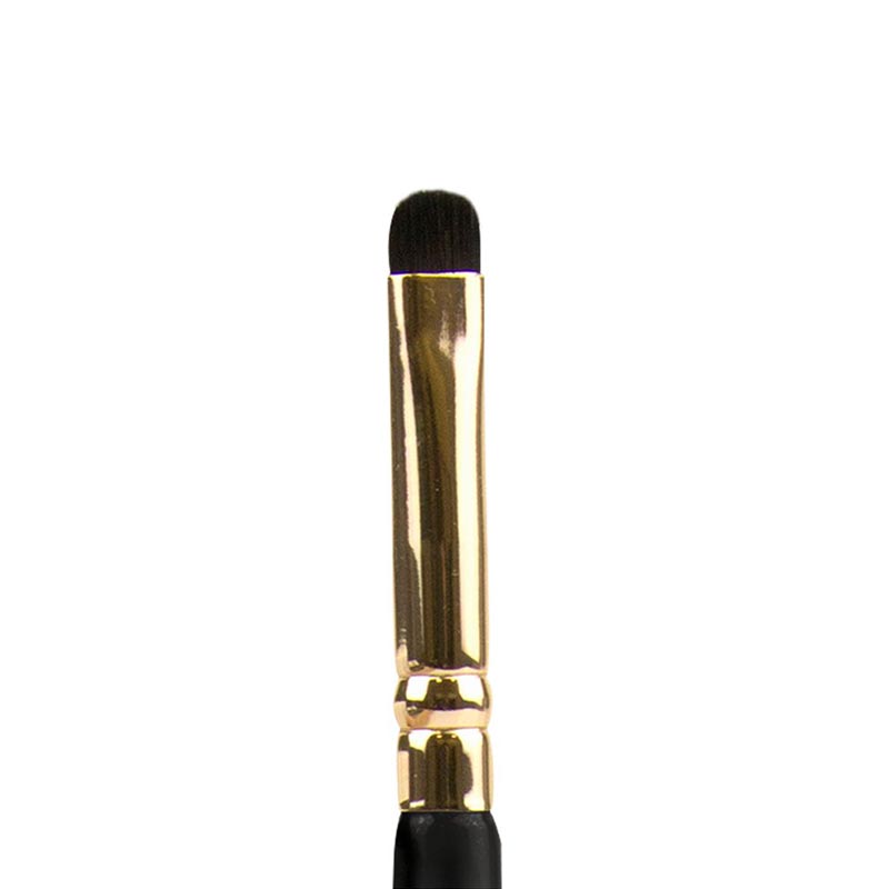 LA Girl PRO.Brushes - 206 Smudger Brush | smudge make up brush