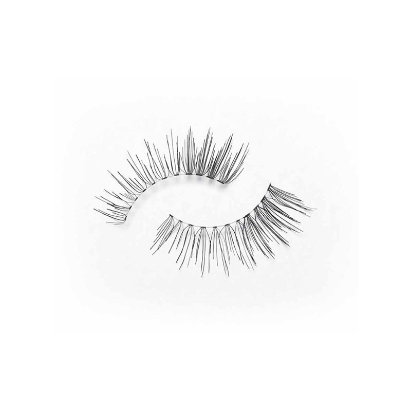 The Eylure Naturals 003 False Eyelashes | fake eyelashes | natural look lashes 