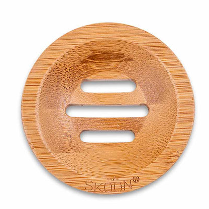 Skoon Bamboo Bar Dish - Round is a 100% bamboo dish that is easy to clean, and allows your solid bars to dry. One of the most important things when using solid bars is letting them dry between uses. This prevents them from dissolving too quickly meaning they last longer. This product comes in no packaging material making it sustainable.