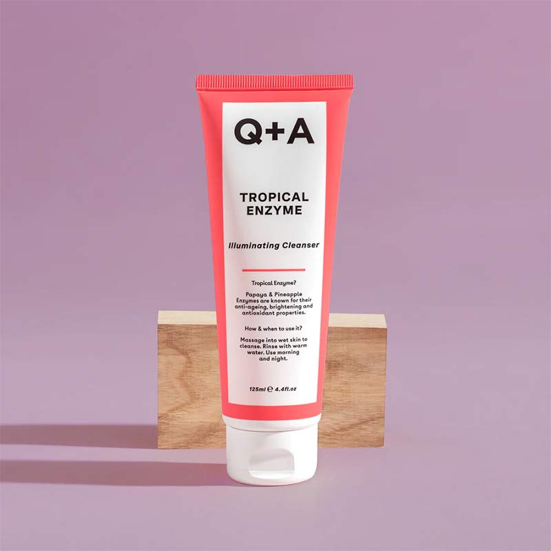Q+A Tropical Enzyme Illuminating Cleanser | fruity antioxidant cleanse