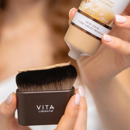 Vita Liberata Body Tanning Brush | Medium Tan | Dark Tan | Light Tan | Vita Liberata | Tan | Face Tan | Body Tan